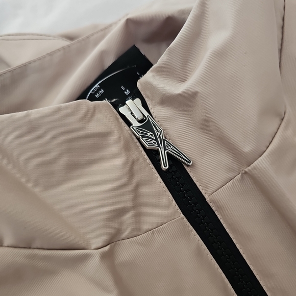 Reebok×Cardi B 2 Pice Jogger Set Size M - Picture 10 of 15